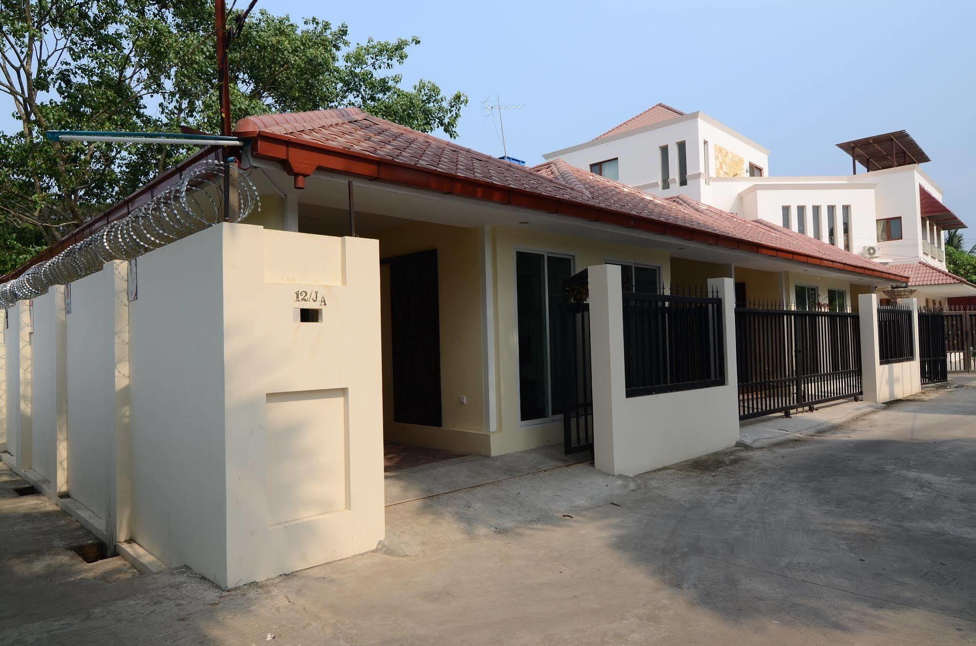 Vista Residence Rangoon Eksteriør billede